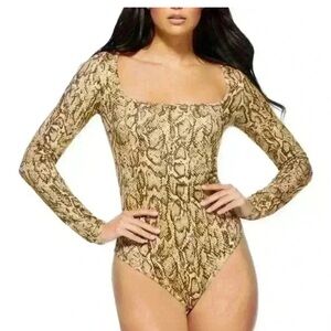 Sofia Jeans by Sofia Vergara Snakeskin Animal Print Bodysuit Size Small NWT Sexy